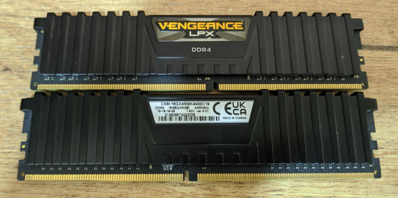 16gb 4400 LPX.png