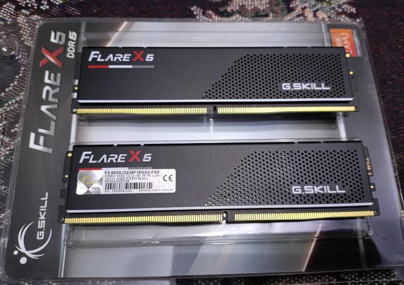 32gb g.s flareX5 cl32.jpg