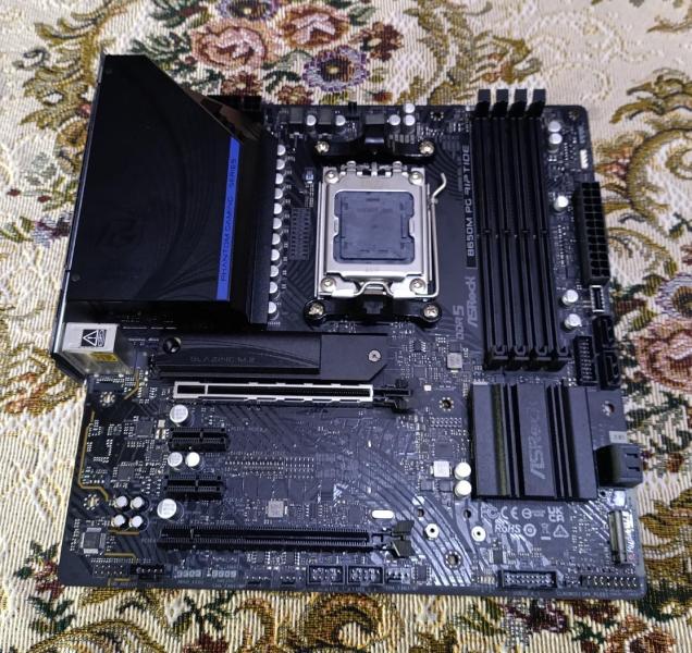 B650M PG Riptide.jpg